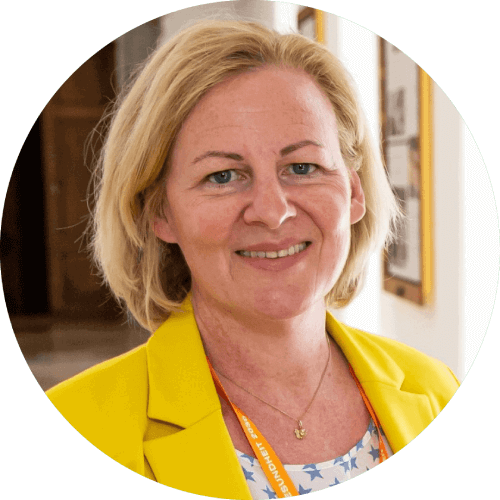 Univ.-Prof. Dr. Catherina Chiari