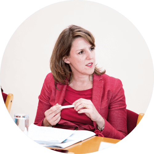 Priv.-Doz. Dr. Valerie Nell-Duxneuner